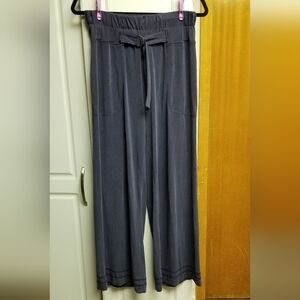 👙Anthropologie wide leg pant w stretch waist, built in front belt/hem detail